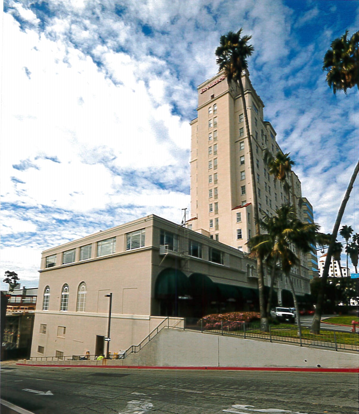 Street view East Elevation